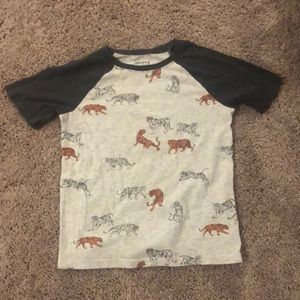 Shirt/top with tigers on it for kids